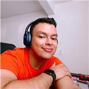 Todo lo relacionado con arte, diseño, teoría del color, manejo de software, marca, redes sociales, etc